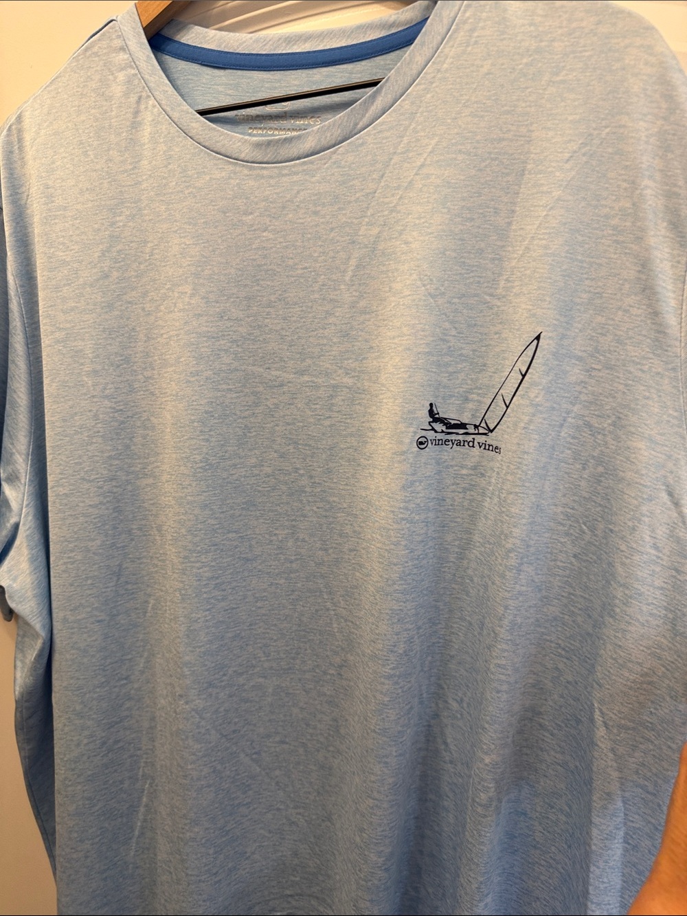 Vineyard Vines Light Blue Short-Sleeve Graphic Tee performance fabric